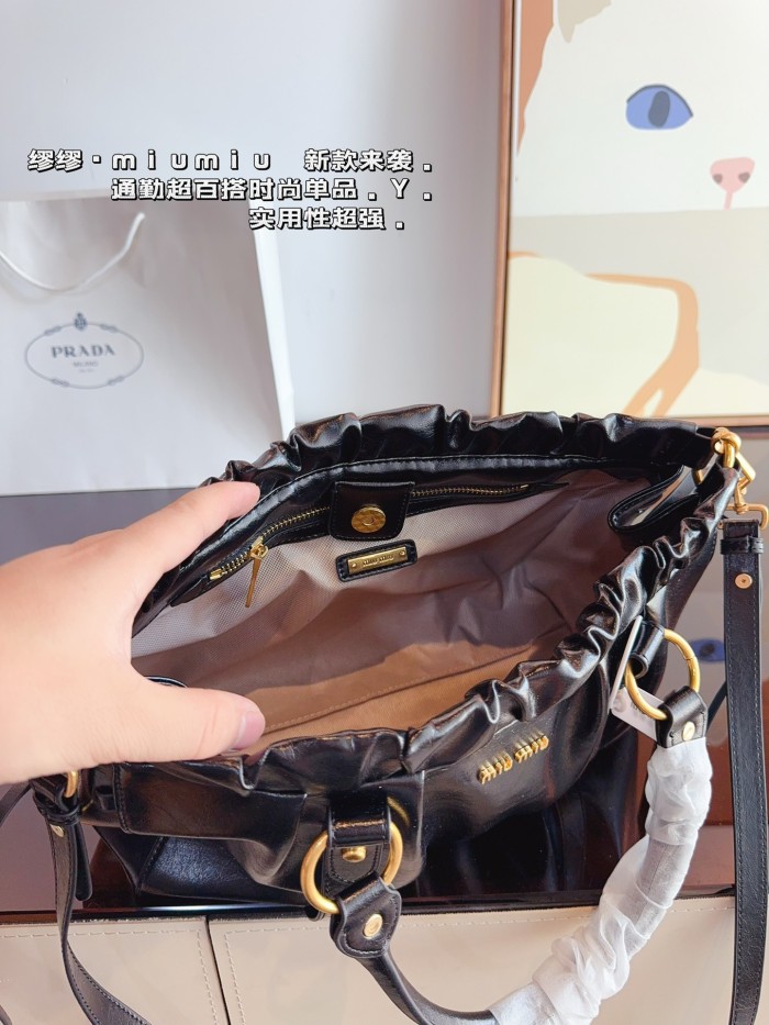 Miu Miu Handbag 004 DB002 33cm