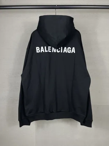 Balenciaga Sweatshirts 020