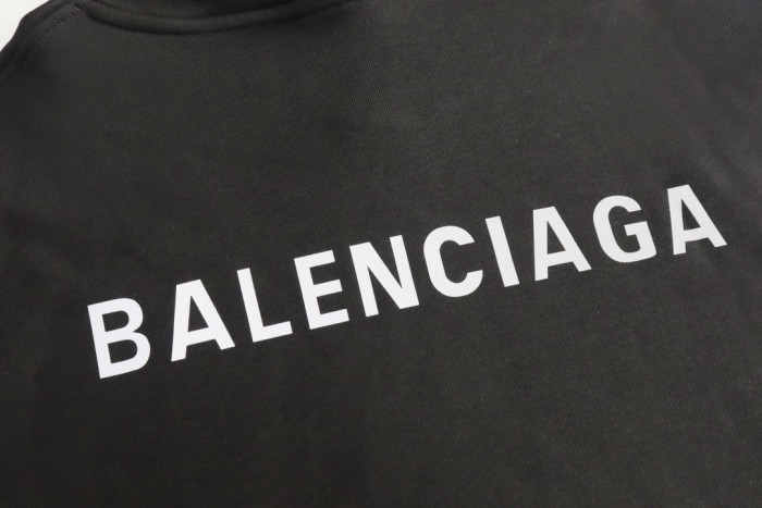 Balenciaga Sweatshirts 009