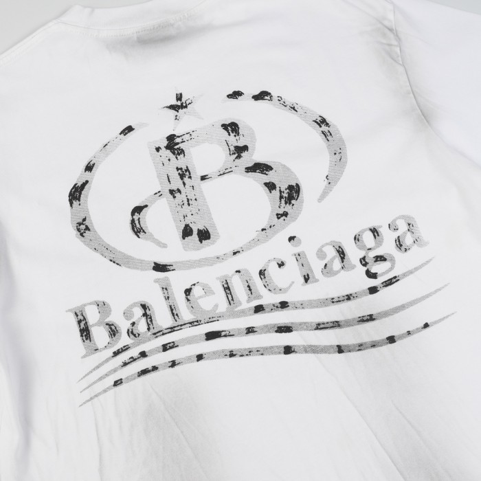 Balenciaga Sweatshirts 025