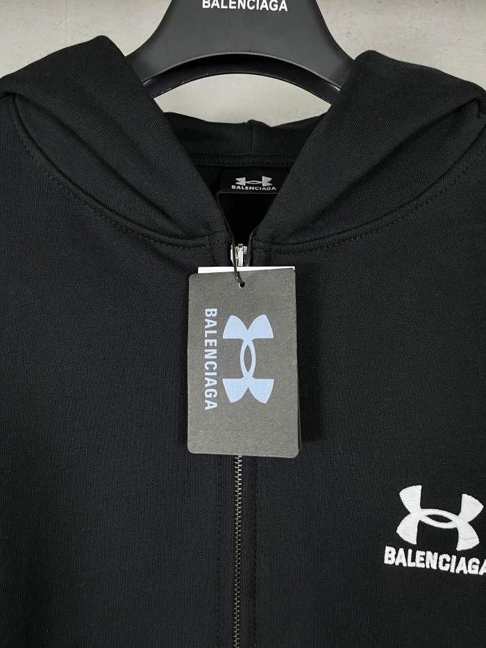 Balenciaga Sweatshirts 023
