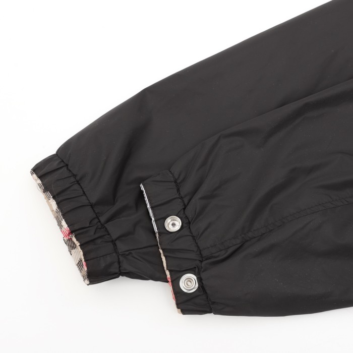 Burberry Reversible Jacket 002