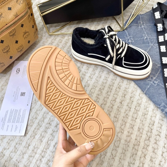 UGG shoes 018 BY032