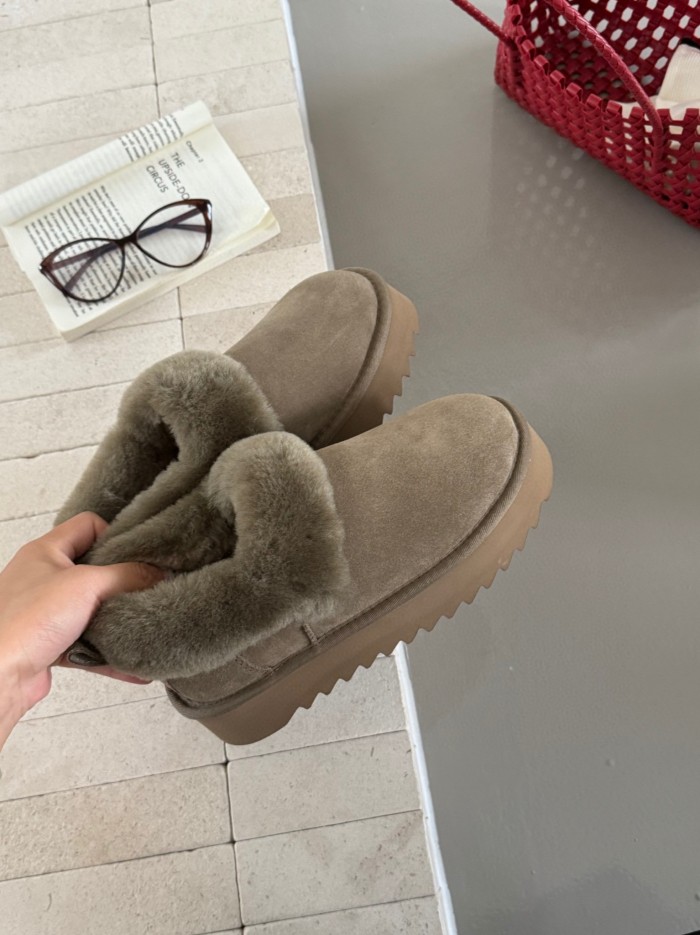UGG shoes 010 BY081