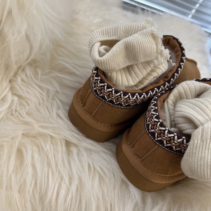 UGG shoes 021 BY061