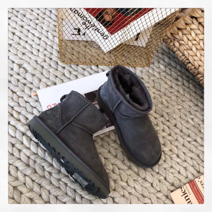 UGG shoes 001 BY061
