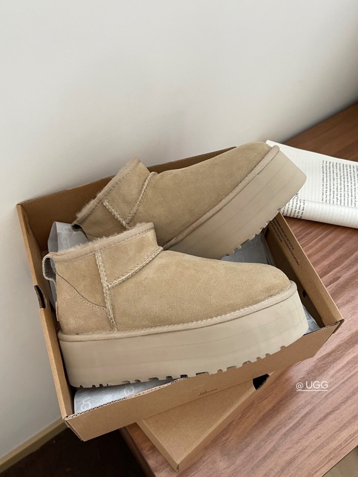 UGG shoes 024 BY071