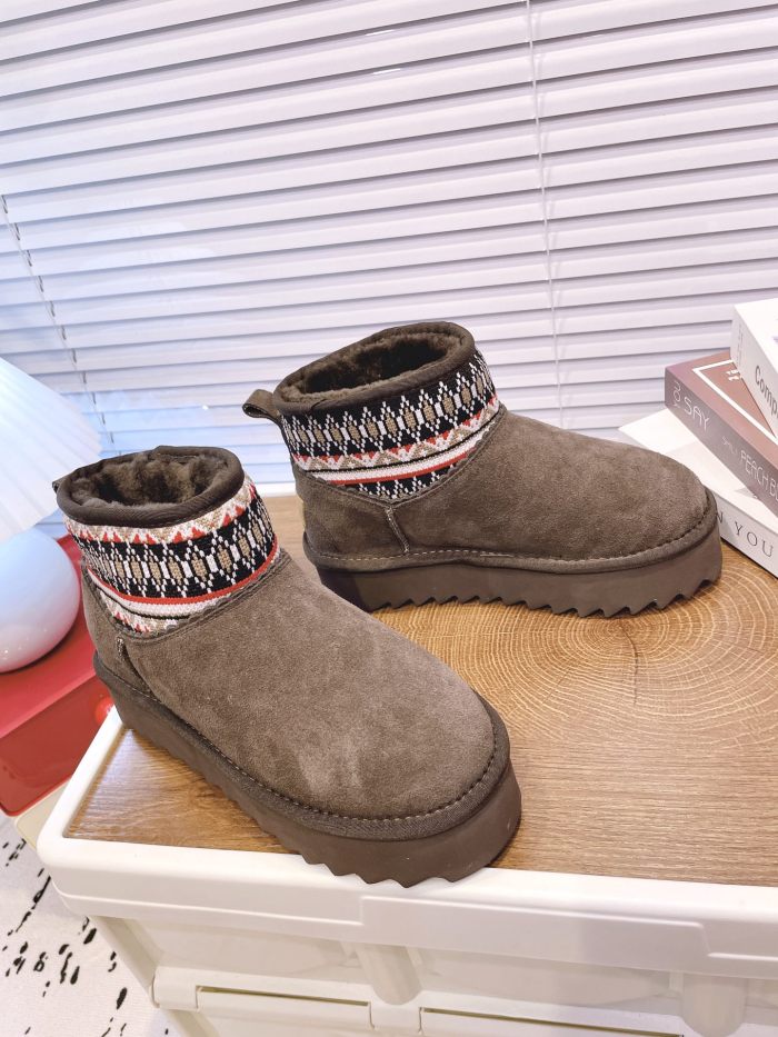 UGG shoes 022 BY002