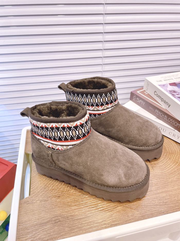 UGG shoes 022 BY002