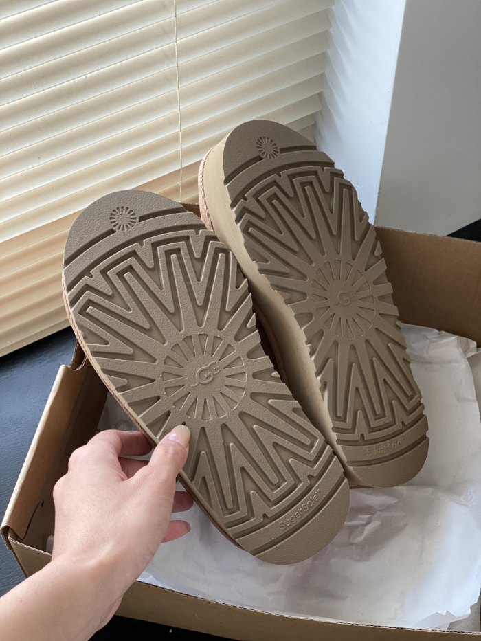 UGG shoes 013 BY061