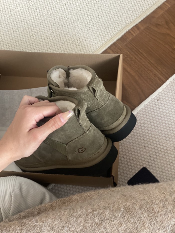 UGG shoes 028 BY042