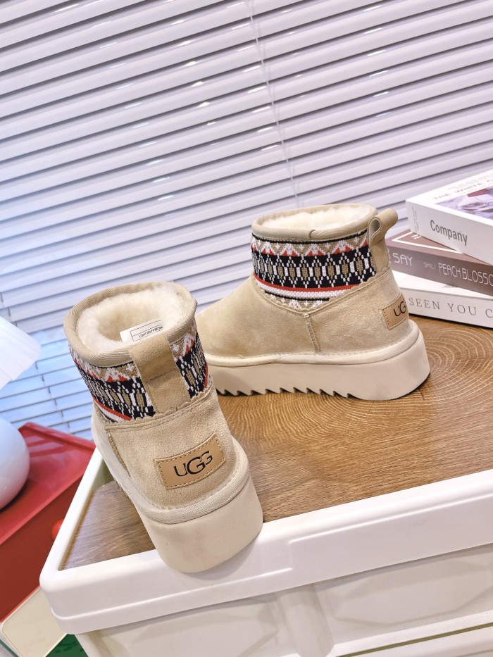 UGG shoes 022 BY002