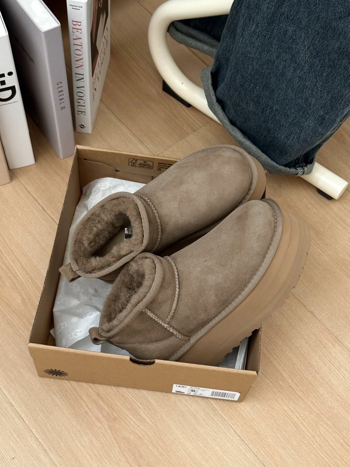 UGG shoes 024 BY071