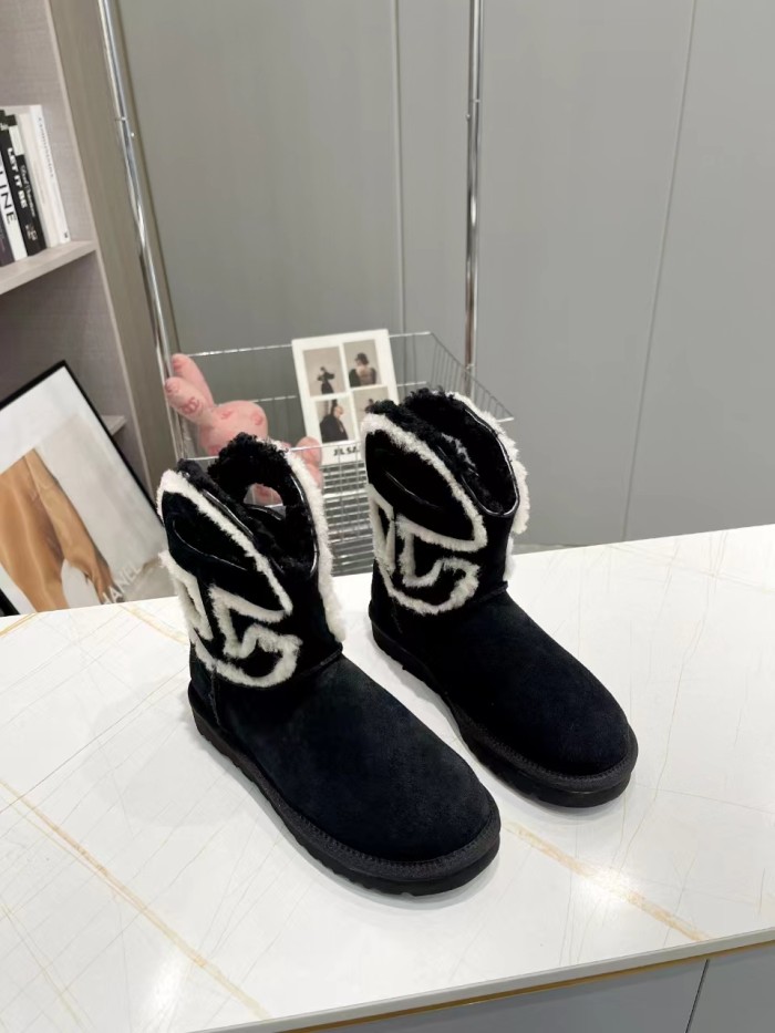 UGG shoes 037 BY082