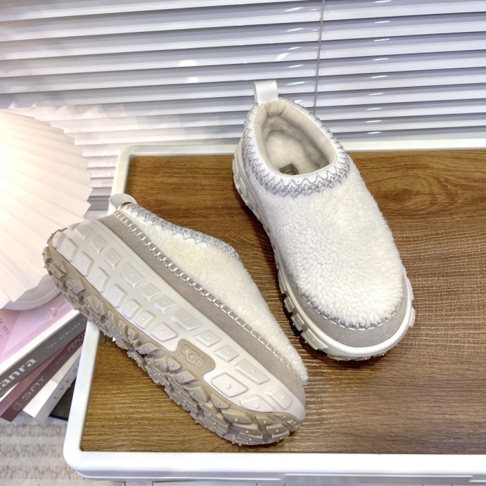 UGG shoes 039 BY002
