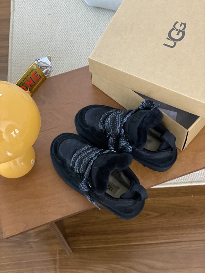 UGG shoes 034 BY042