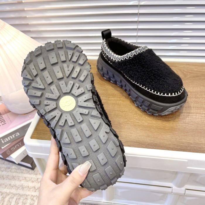 UGG shoes 039 BY002