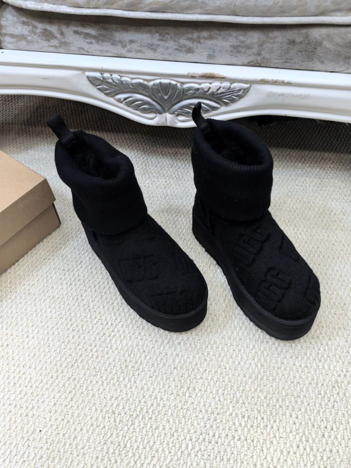 UGG shoes 040 BY022