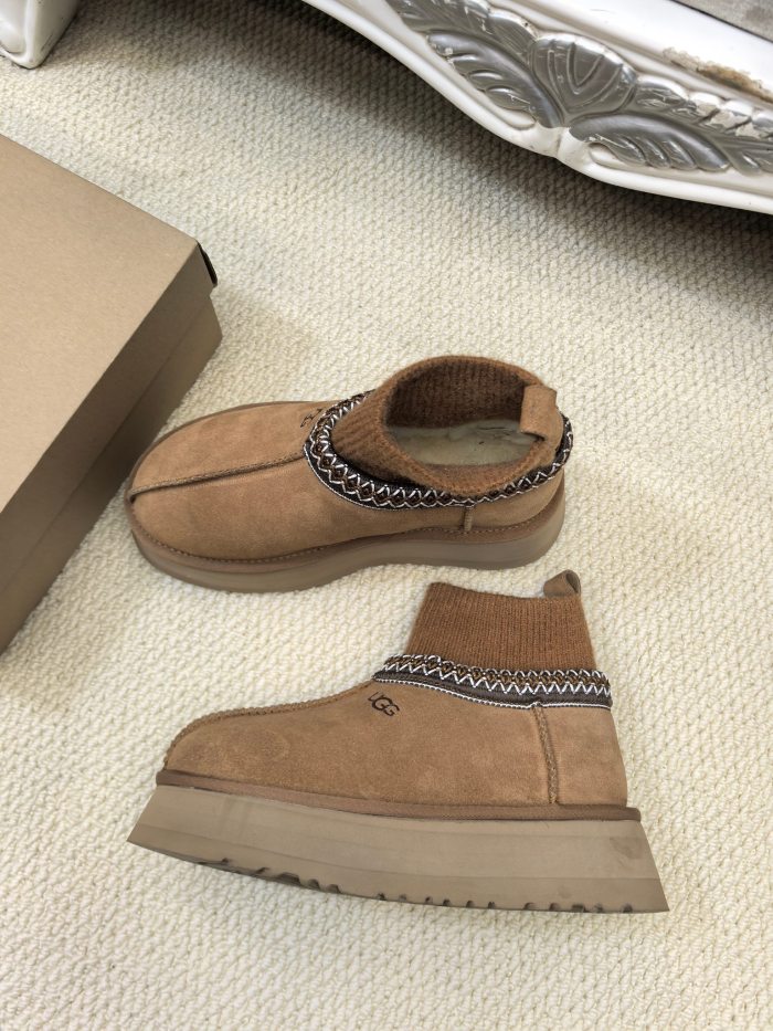 UGG shoes 044 BY081