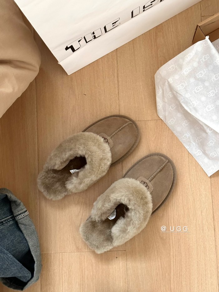 UGG shoes 038 BY061
