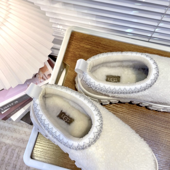 UGG shoes 039 BY002