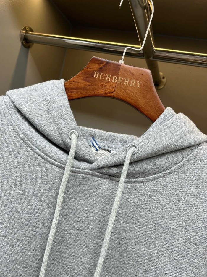 Burberry Sweatshirts 011