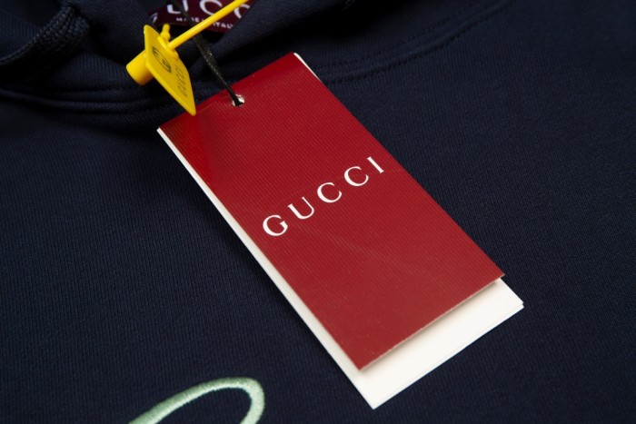 Gucci Sweatshirts 011