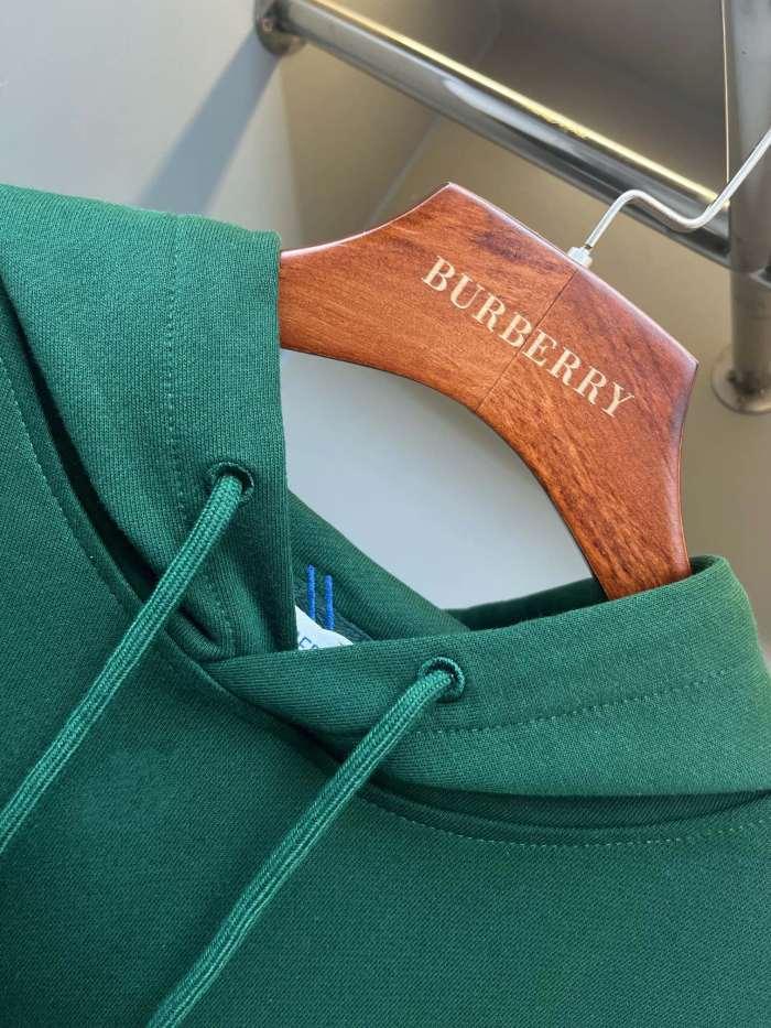 Burberry Sweatshirts 011
