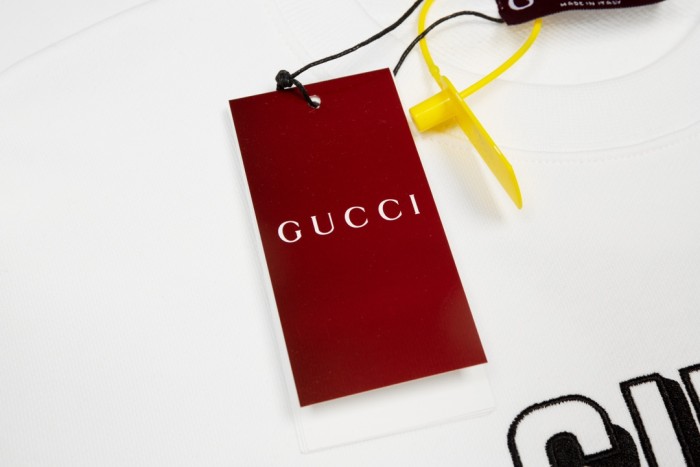 Gucci Sweatshirts 010