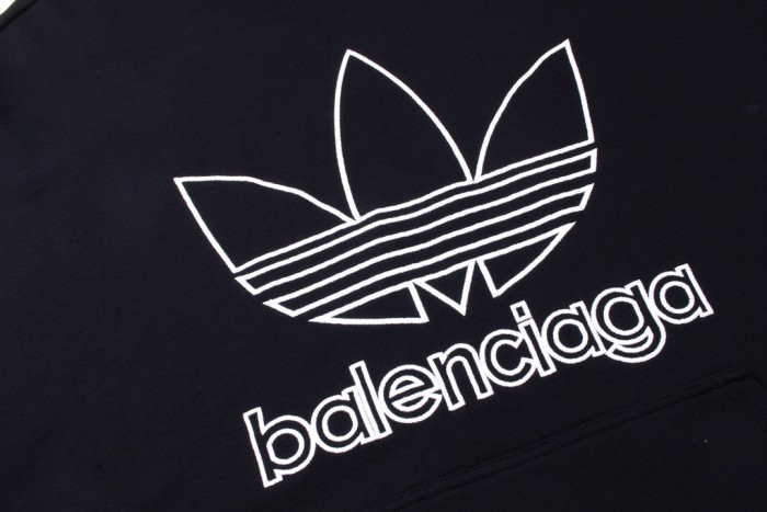 Balenciaga Sweatshirts 036
