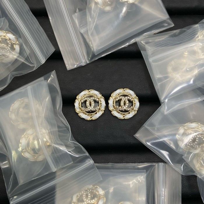 Chanel Earring 050