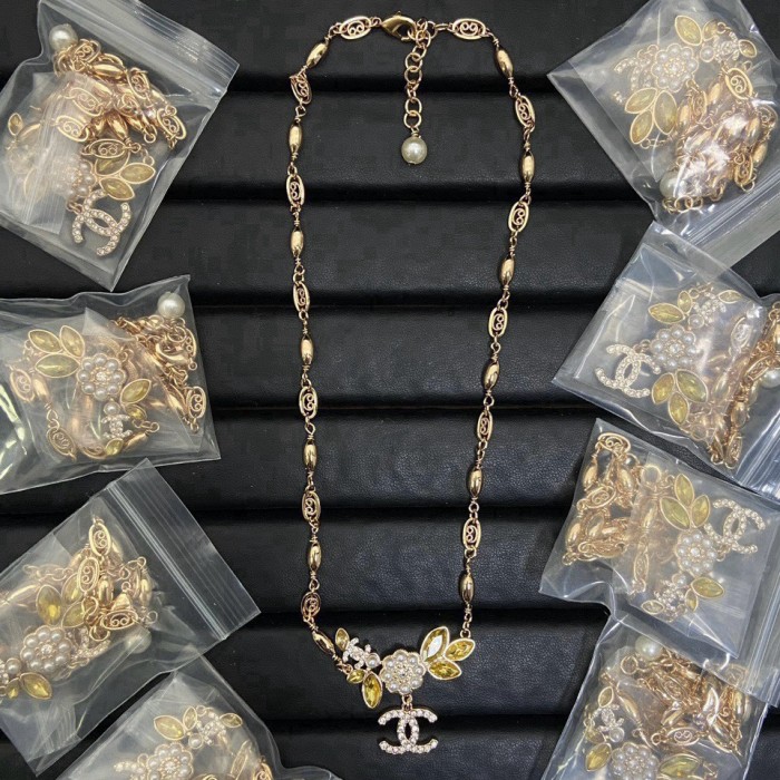 Chanel Necklace 035