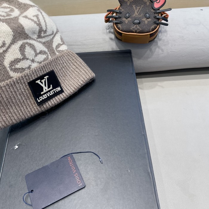 LV Knitted hats 002