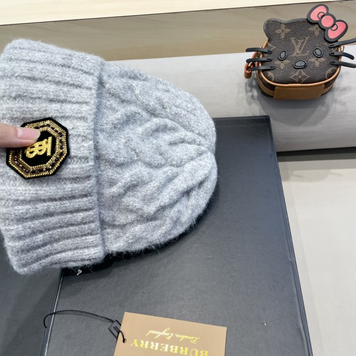 Burberry Knitted hats 002