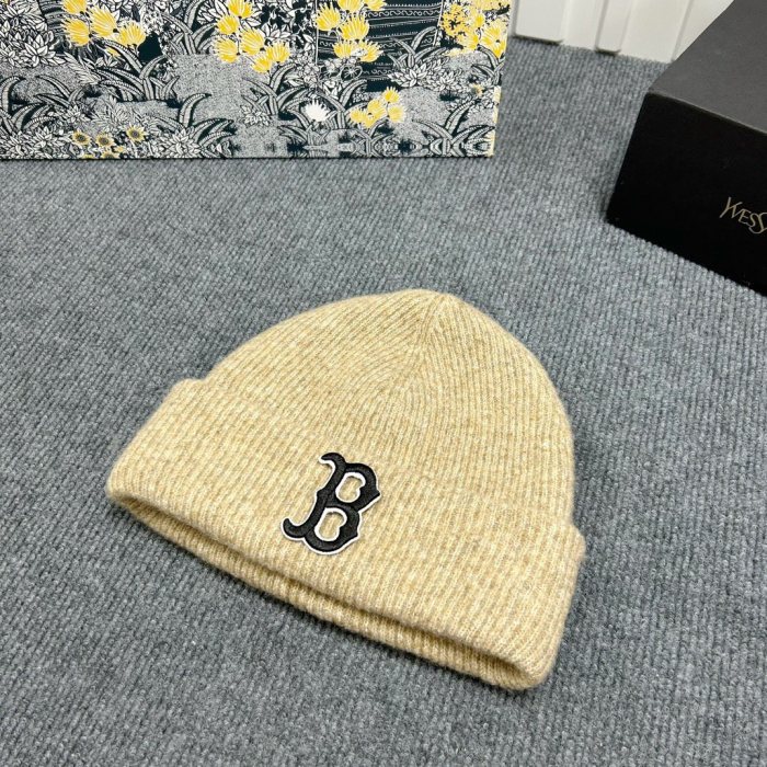 Balenciaga Knitted hats 002