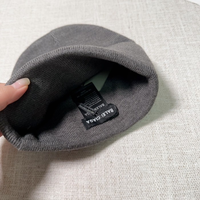 Balenciaga Knitted hats 004