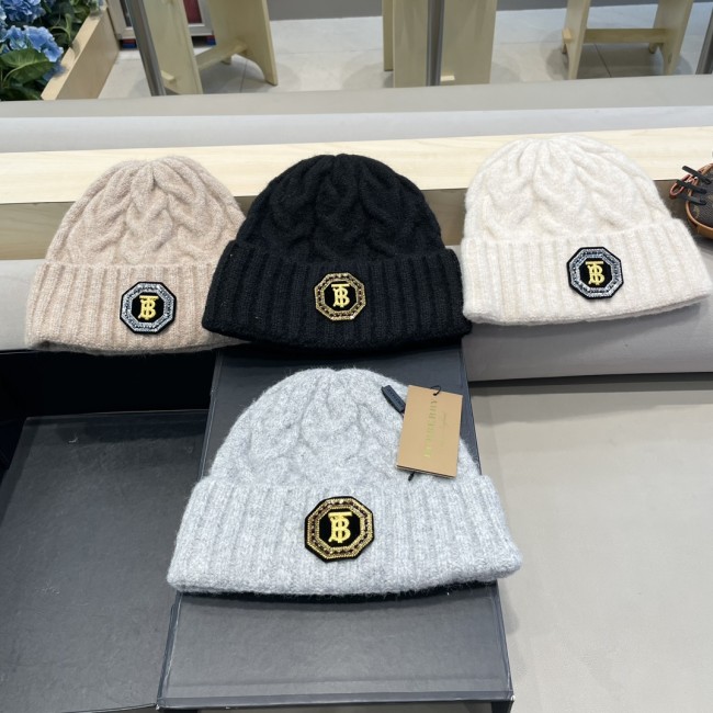 Burberry Knitted hats 002