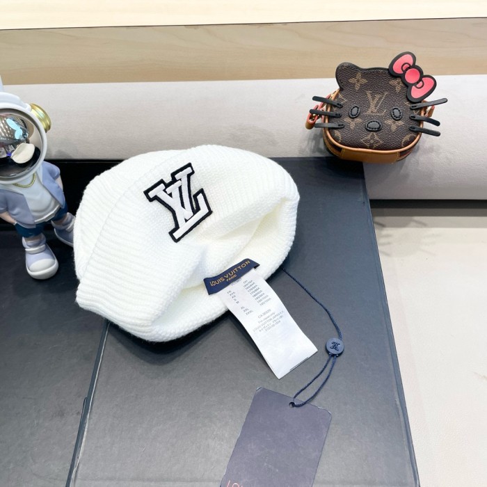 LV Knitted hats 001
