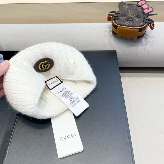 Gucci Knitted hats 001