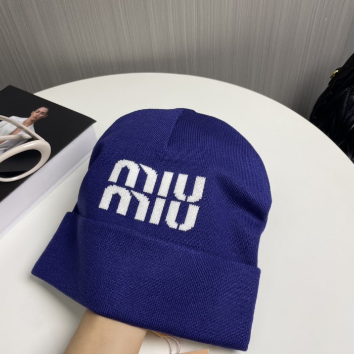Miu Miu Knitted hats 003