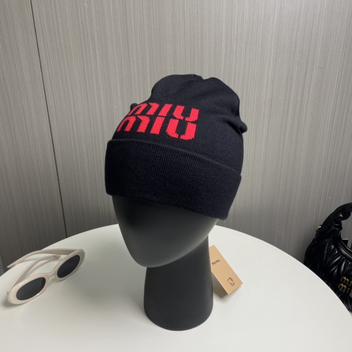 Miu Miu Knitted hats 003