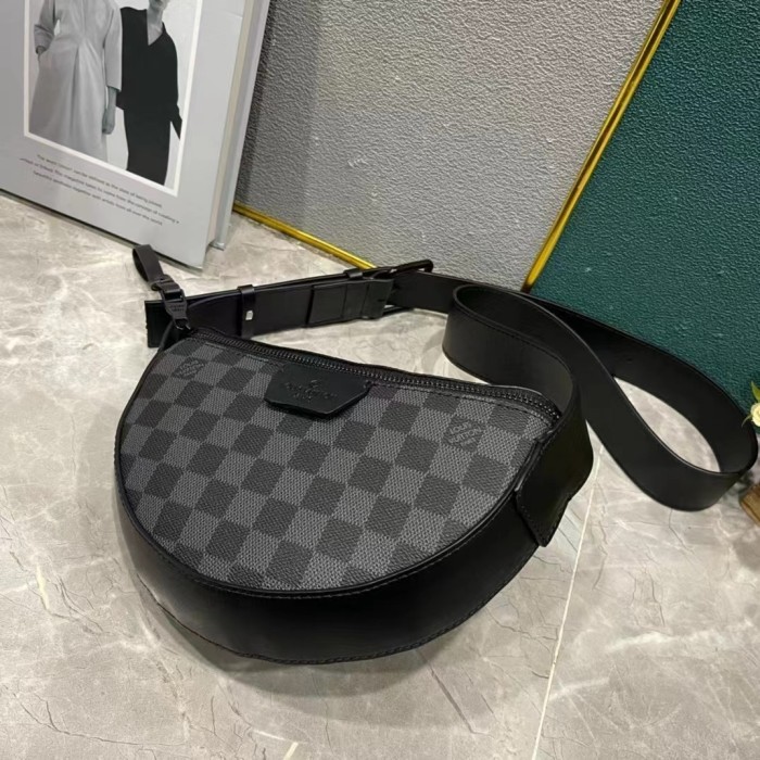 LV Moon Crossbody Bag M23835 XX051 24.5cm