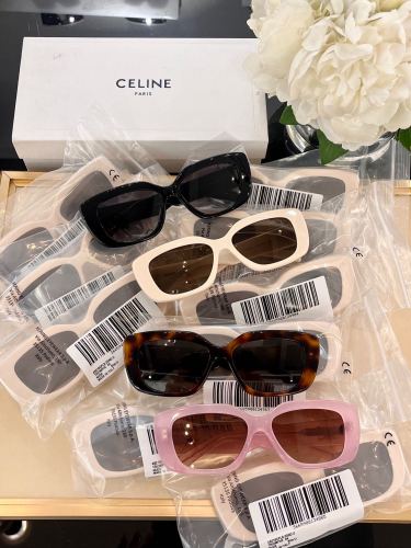 Celine Sunglasses CL40216U SM051
