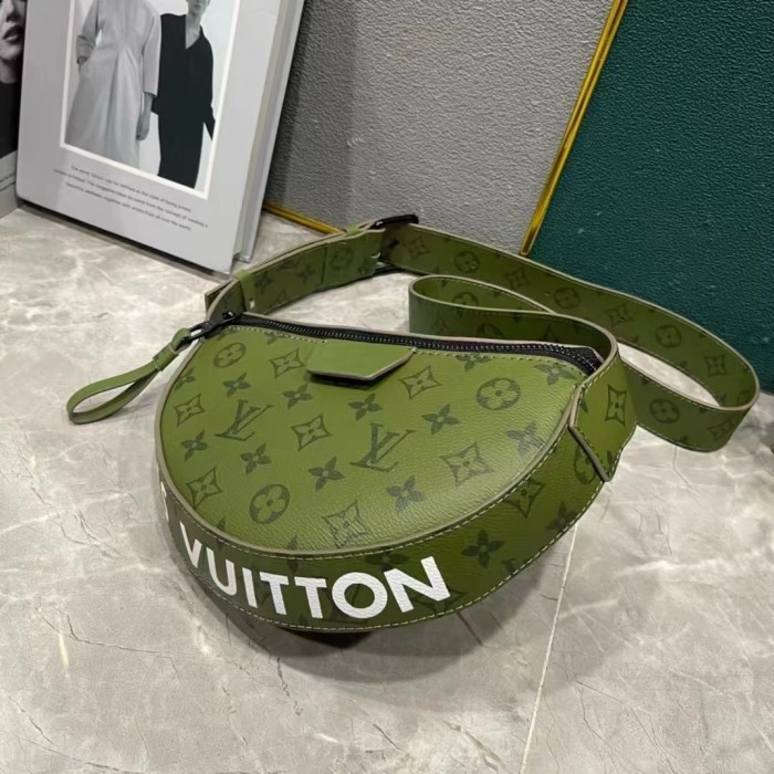LV Moon Crossbody Bag M23835 XX051 24.5cm