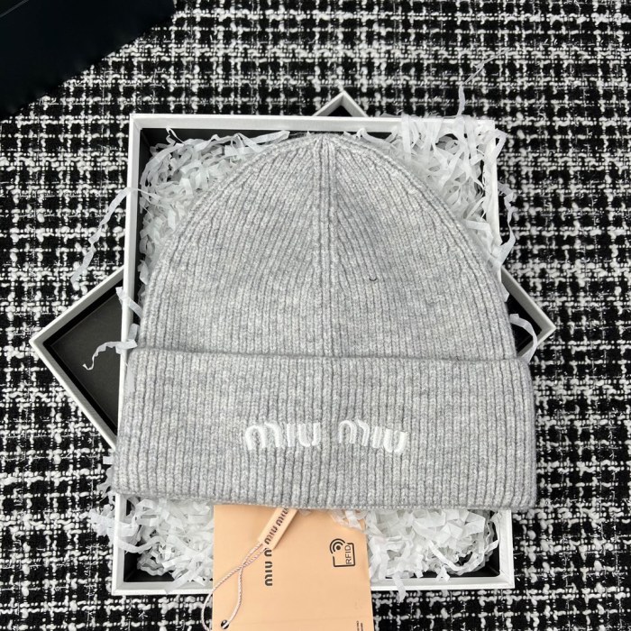 Miu Miu Knitted hats 004