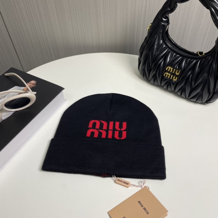 Miu Miu Knitted hats 003