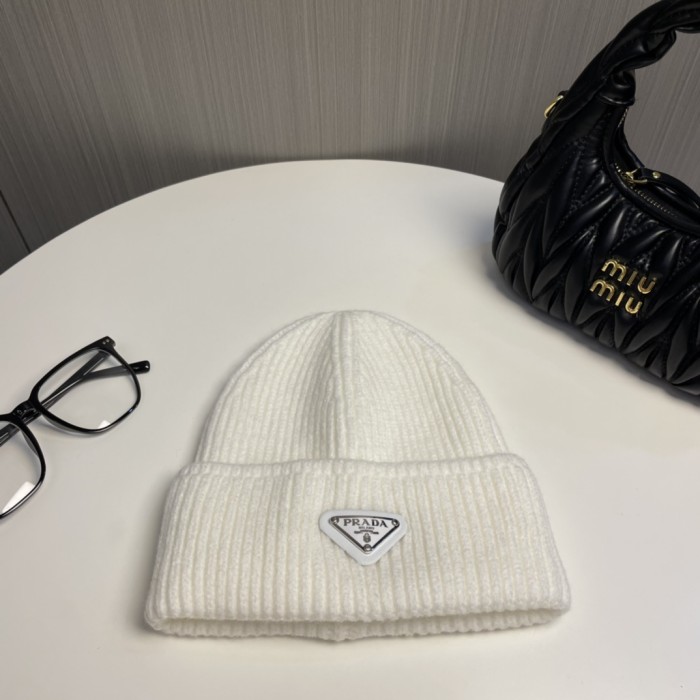 Prada Knitted hats 003