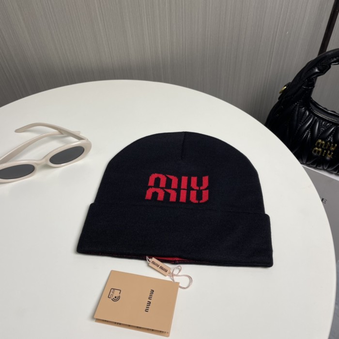 Miu Miu Knitted hats 003