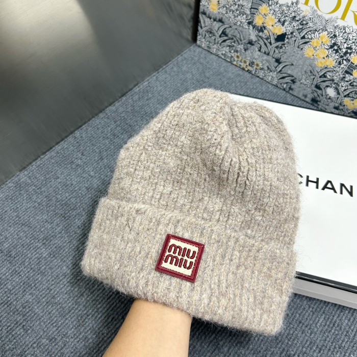 Miu Miu Knitted hats 002