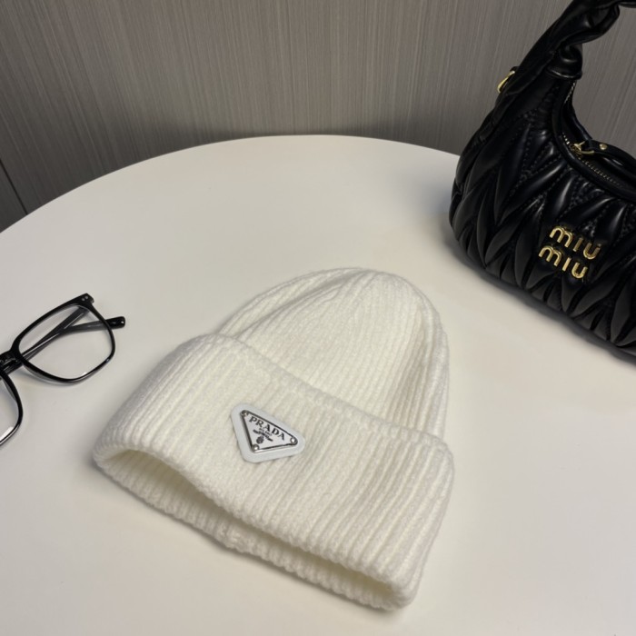 Prada Knitted hats 003